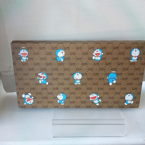 New Gucci Doraemon Notepad (2 Square Notepads in Hard Bound Cover). Whimsical! - Picture 2 of 4